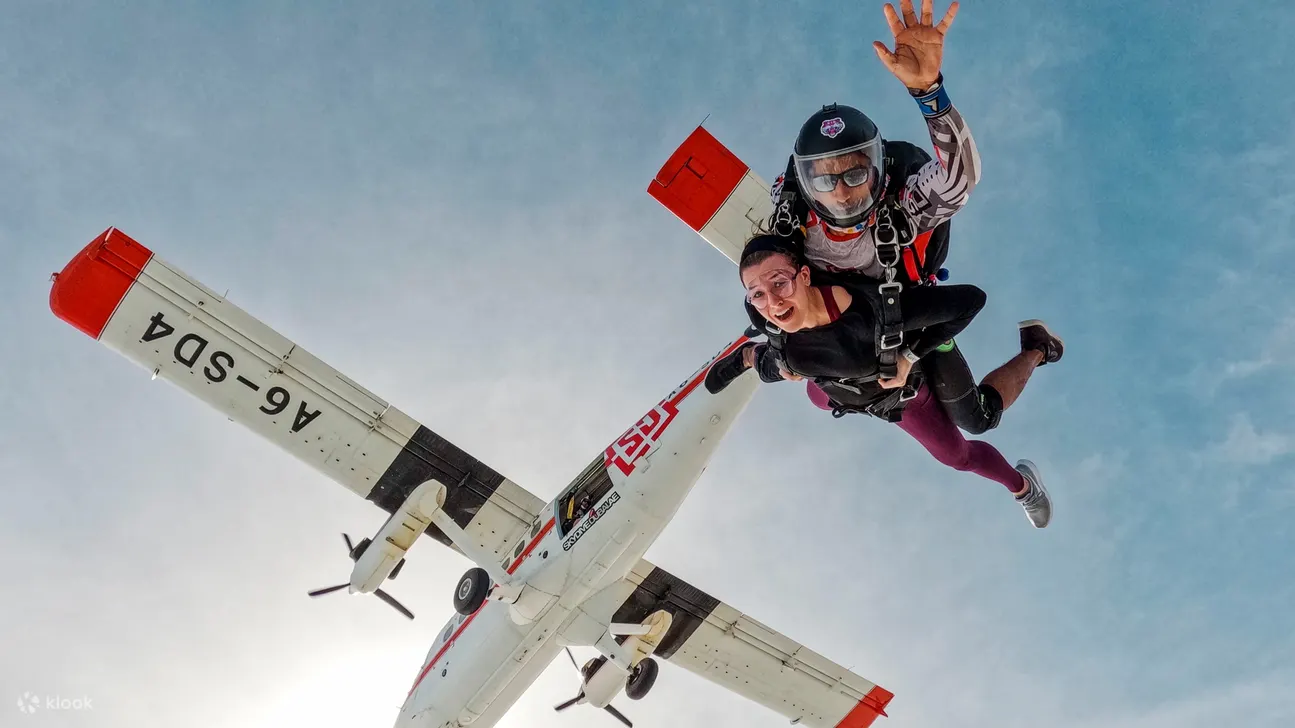 Skydive Dubai - Skydiving Experience
