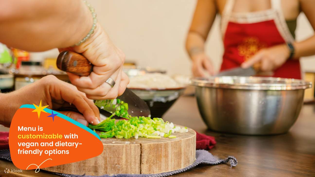 Kelas Memasak Hanoi: Resep Gratis & Mencicipi Kopi Spesial