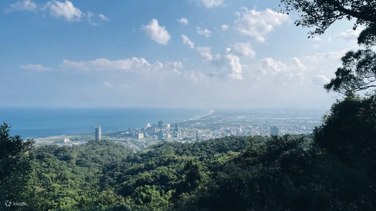 宜兰露营｜微笑湾休闲农场｜免搭帐露营・露营车体验
