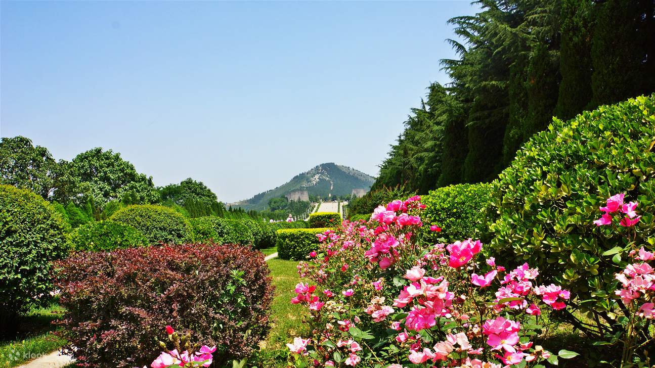 tiket mausoleum qianling