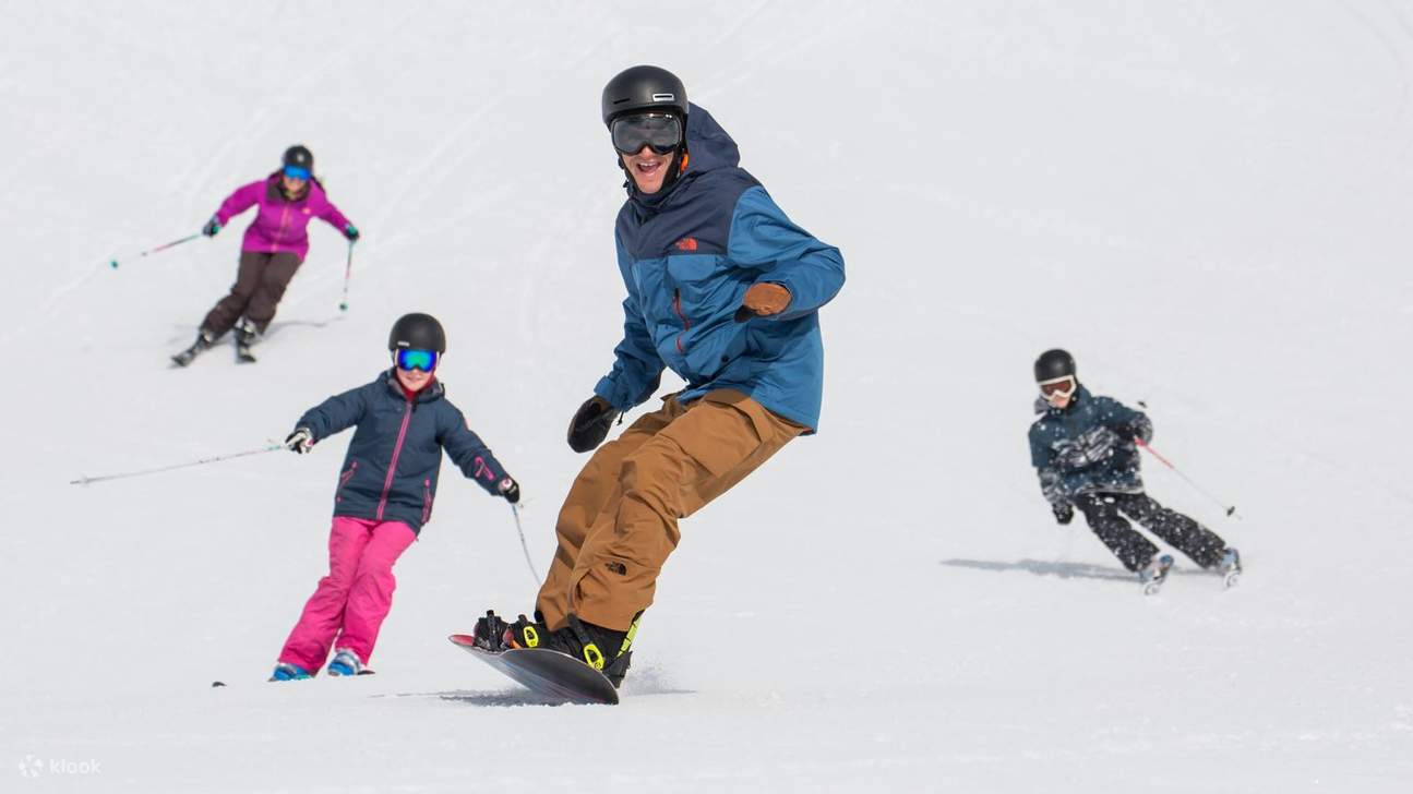 Remarkables Ski Resort Skiing atau Snowboarding Klook Indonesia