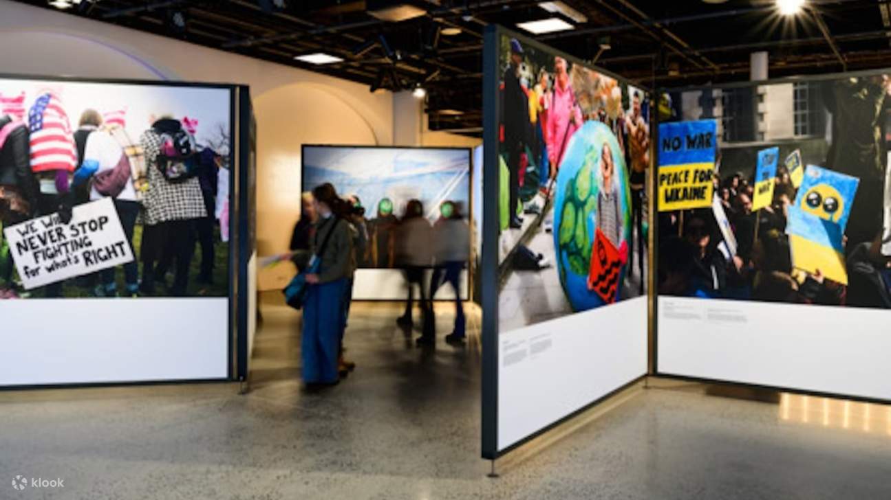 沉浸于互动式展览中，感受历史的活力，点燃希望之光