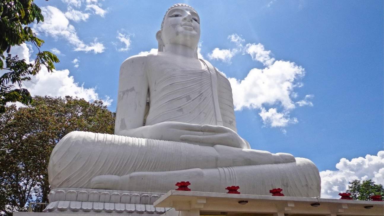 Bahiravokanda Vihara Buddha-Statue