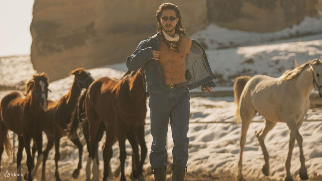 Fotoshooting-Erlebnis mit wilden Pferden in Kappadokien