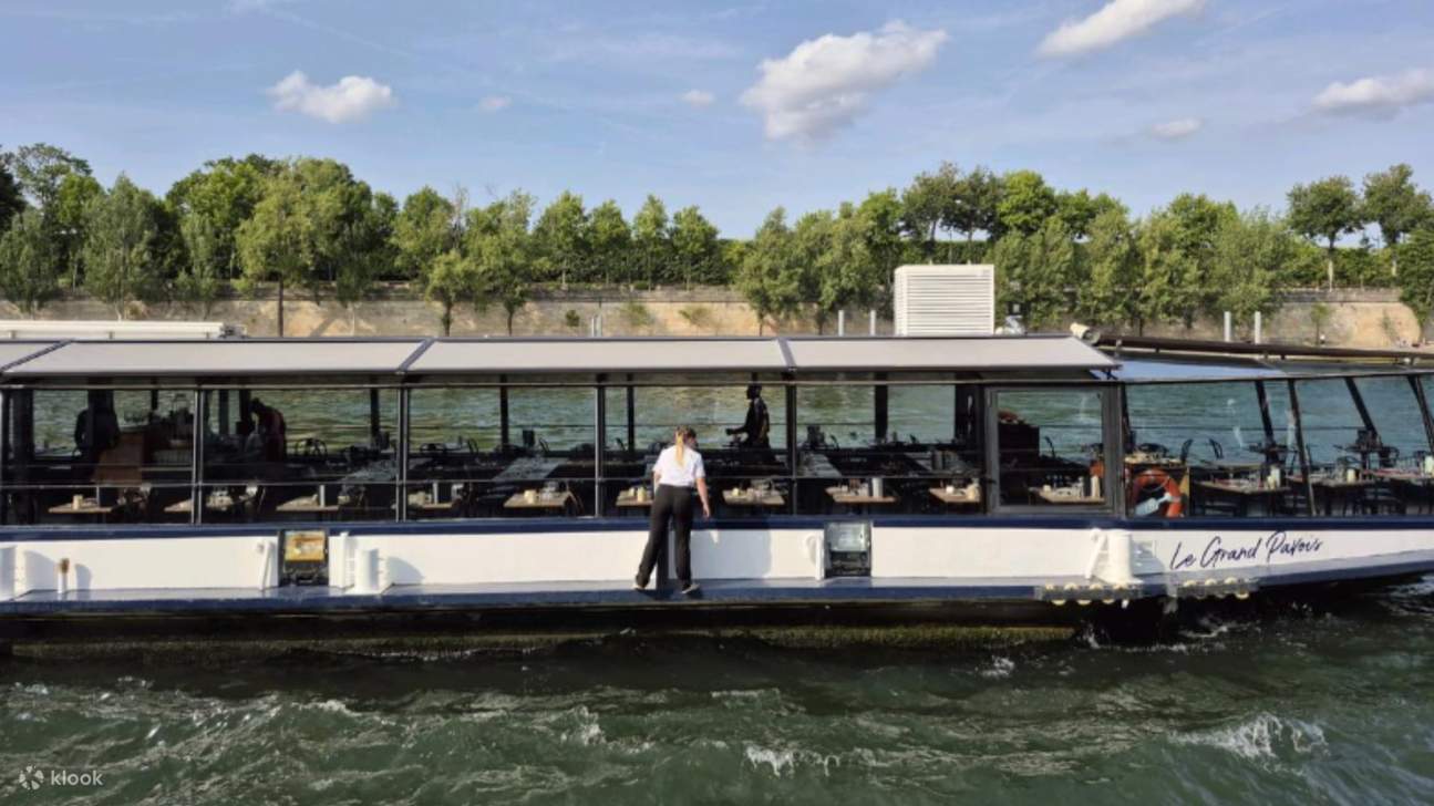 Круиз по Сене с парижским обедом или ужином