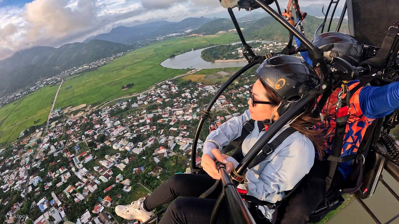 芽庄动力滑翔伞体验