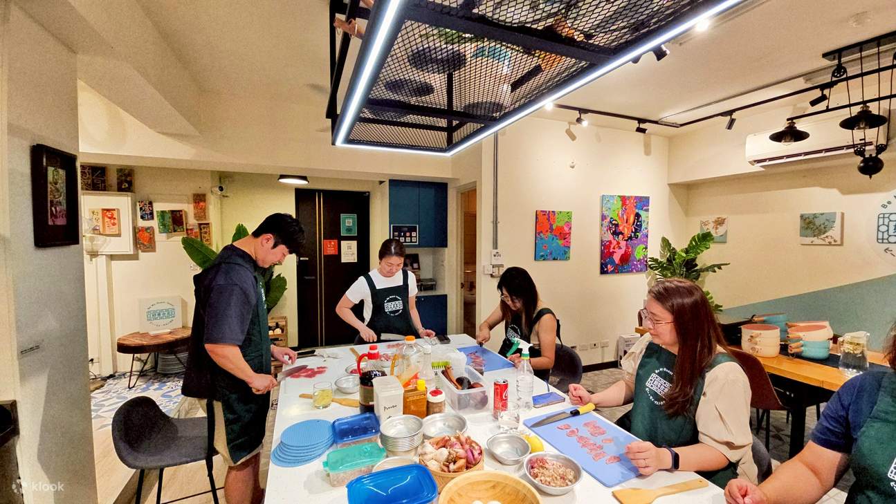 Corso di cucina di noodles di manzo, Lu Rou Fan, pancake di scalogno a Taipei