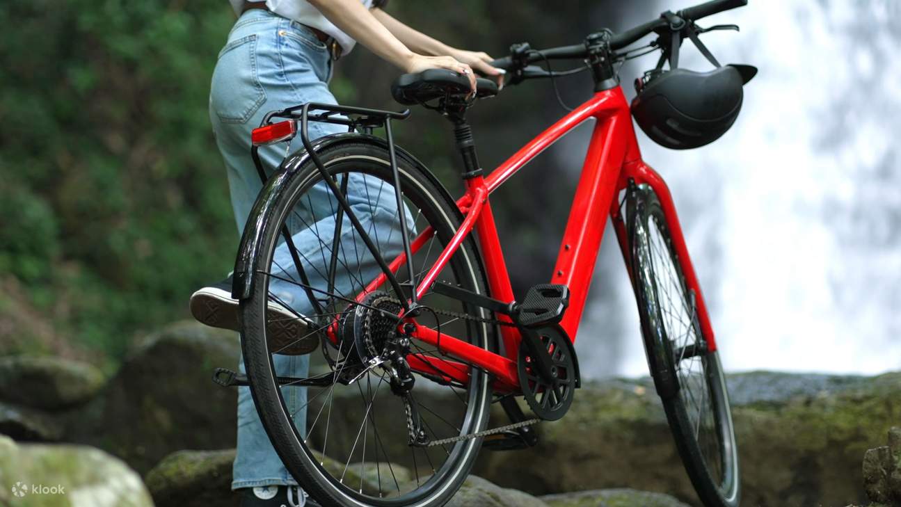 白丝瀑布是推荐景点，能让您消除一身疲惫。