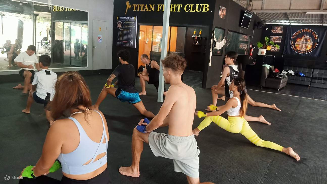 Kelas Muay Thai oleh Titan Fight Club Patong Muaythai Gym