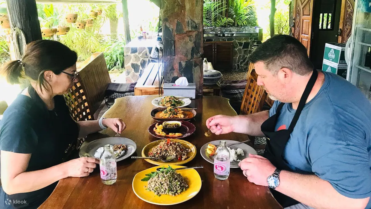 Khao Lak：半日烹饪课程与食材搜寻