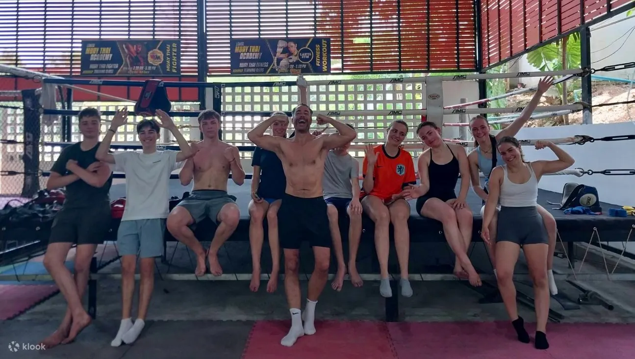 Lanta Muay Thai Academy Class