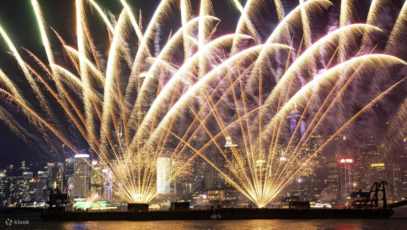 维多利亚港游艇夜游-维港一号(含无限饮品+维港摄影)