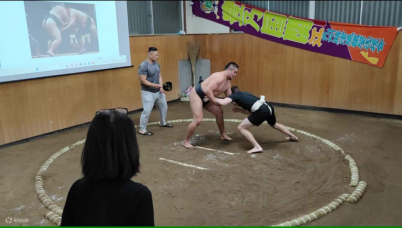 Expérience sumo complète à Tokyo