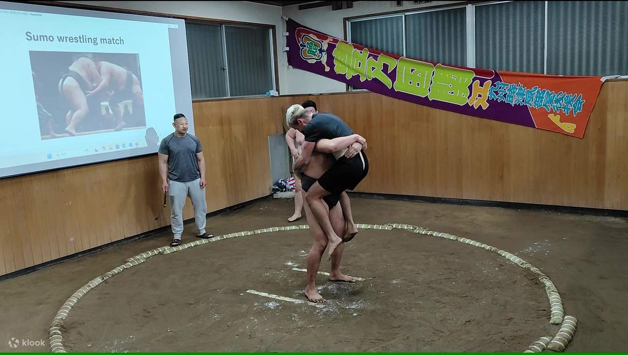 Experiencia completa de sumo en Tokio