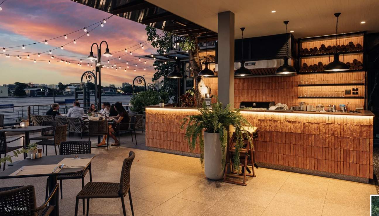 Babble and Grill at Riva Surya Bangkok