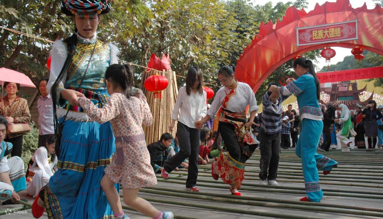 làng dân tộc vân nam