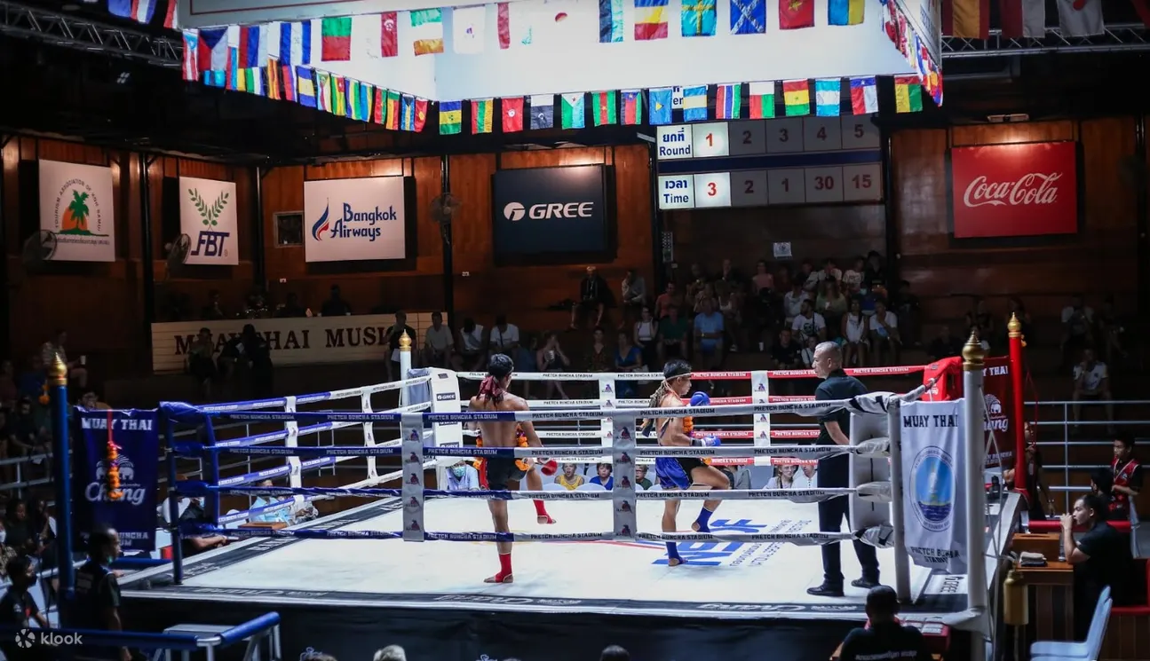 Phetchbuncha Boxing Stadium in Koh Samui