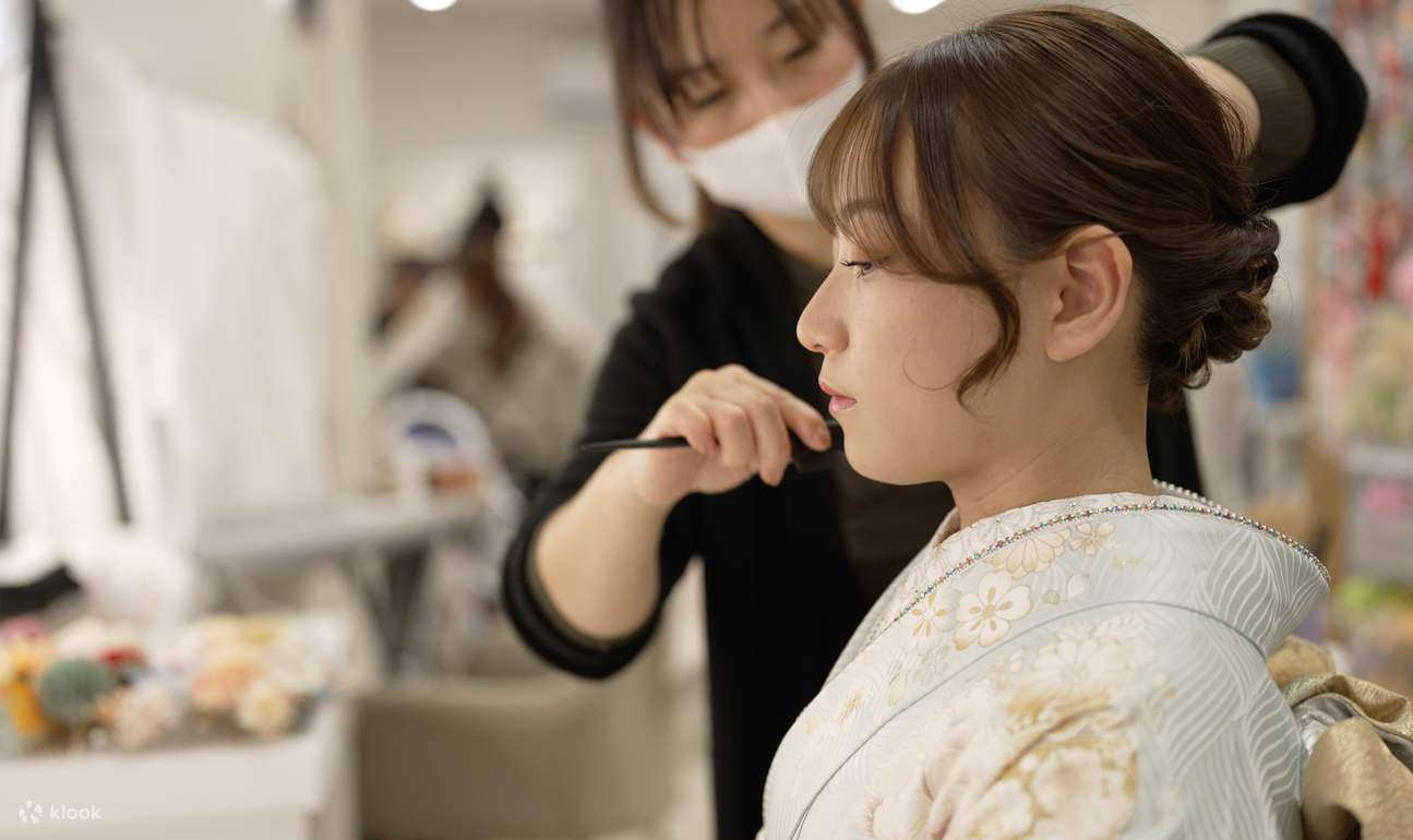 Asakusa Kimono-Verleih mit Selbstfotostudio und Foto-Option von KIM