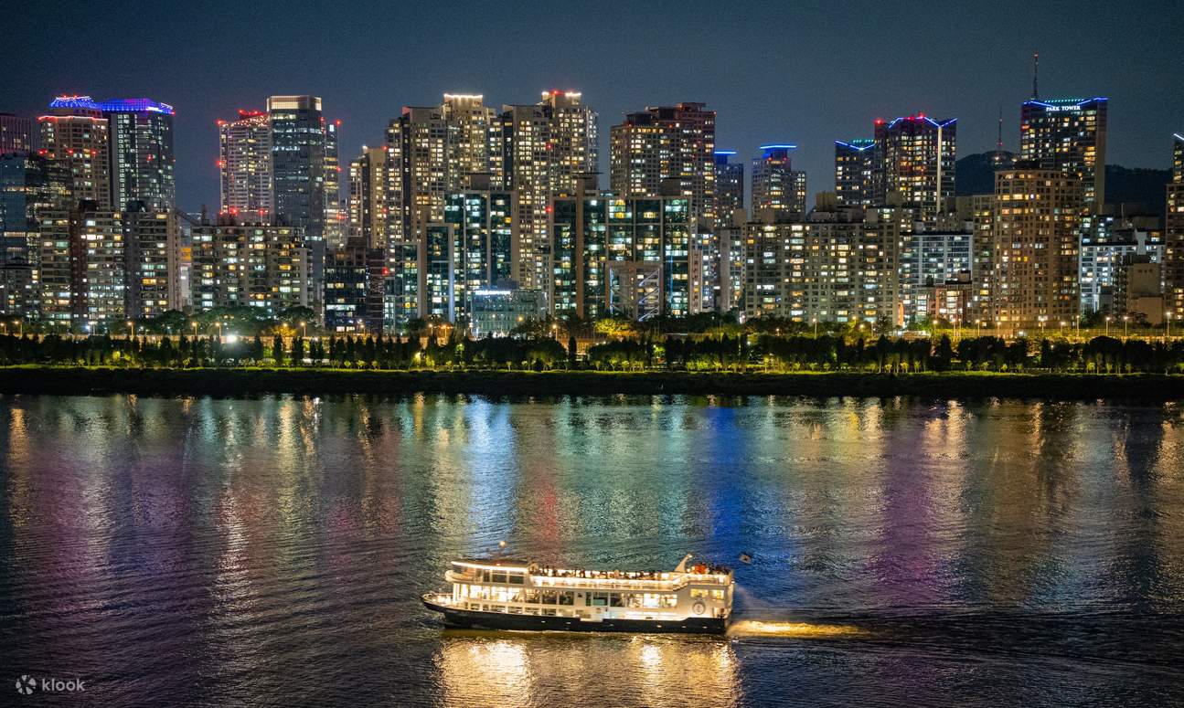 Gói Bữa Tối Frangerie trên Du Thuyền Eland Yeouido Seoul