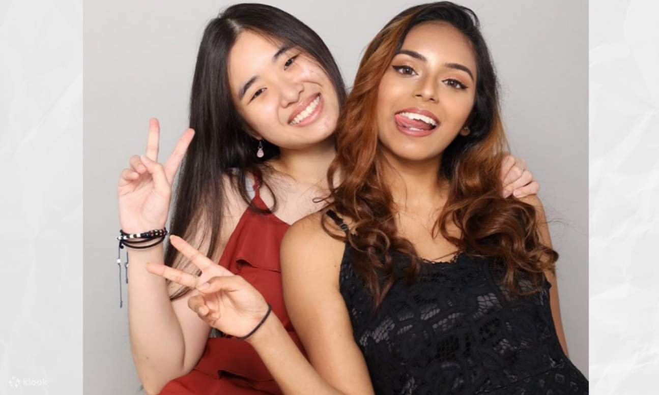 sesión de fotos de dos damas