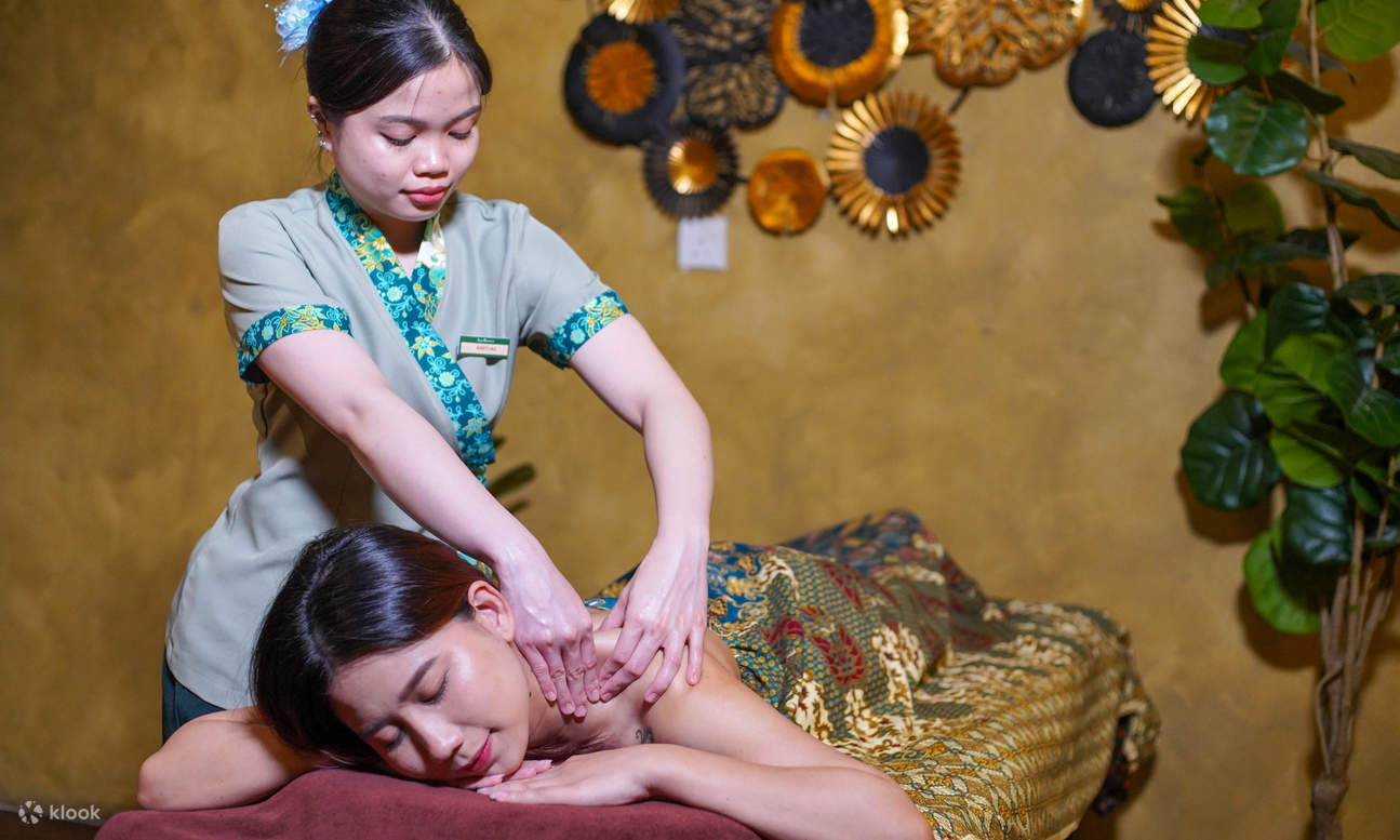 Liệu trình Massage Urutan Malaysia đặc trưng