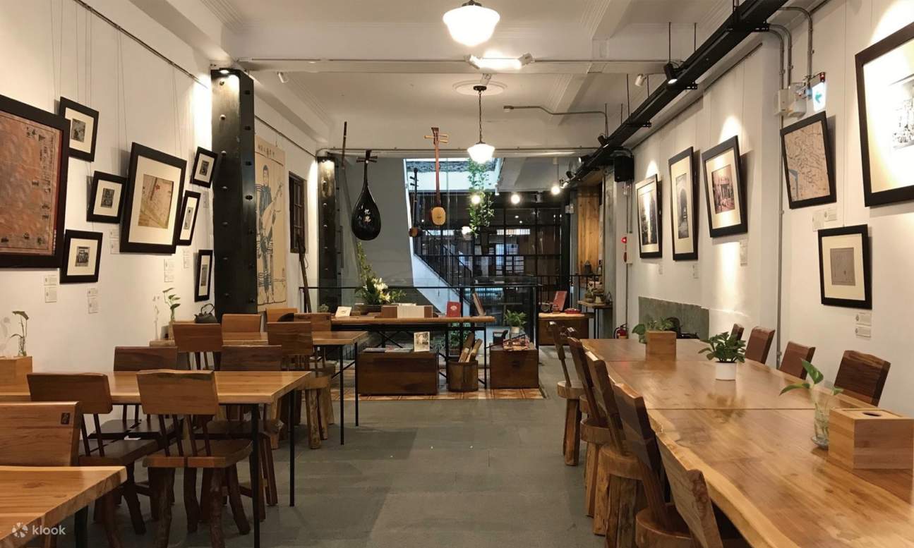 Обеденная зона чайного домика Eirakucho Drum