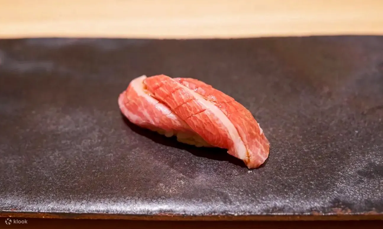 金枪鱼寿司