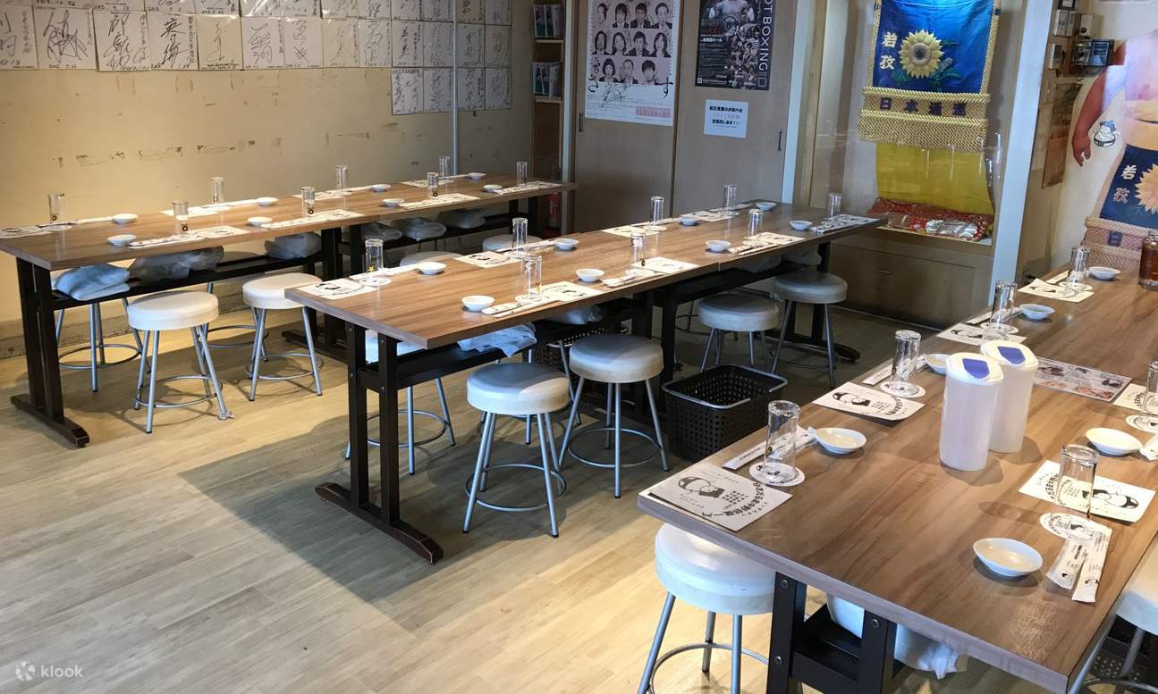 Sumo Demonstration & Chankonabe Hotpot Lunch Experience in Tokyo