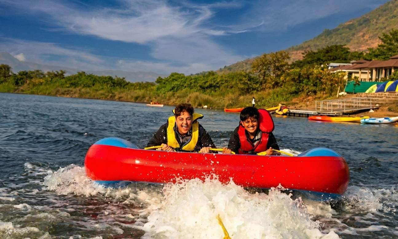 安juna海灘：水上運動組合