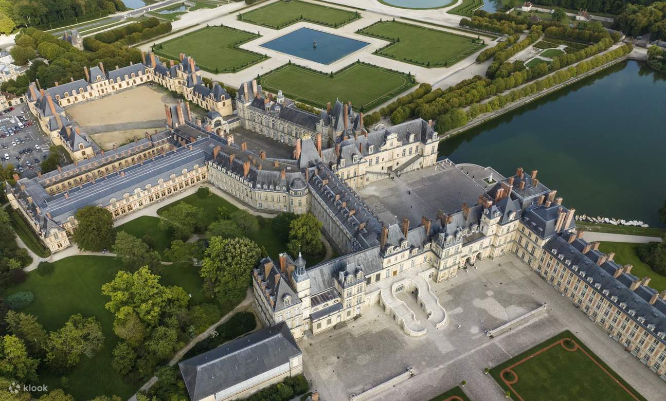 Castles of Fontainebleau and Vaux-le-Vicomte Join In Day Trip from Paris -  Klook United States