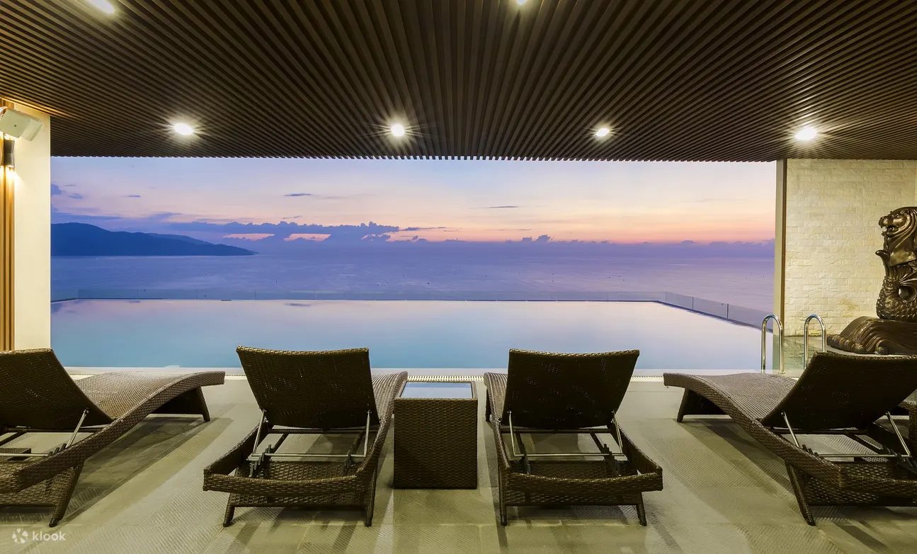 岘港巴科纳酒店 (Balcona Hotel Danang) 提供免费机场接机服务