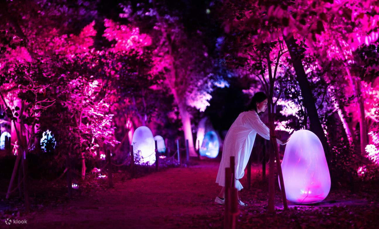 Buchen Sie Tickets für den teamLab Botanical Garden Osaka - Klook ...