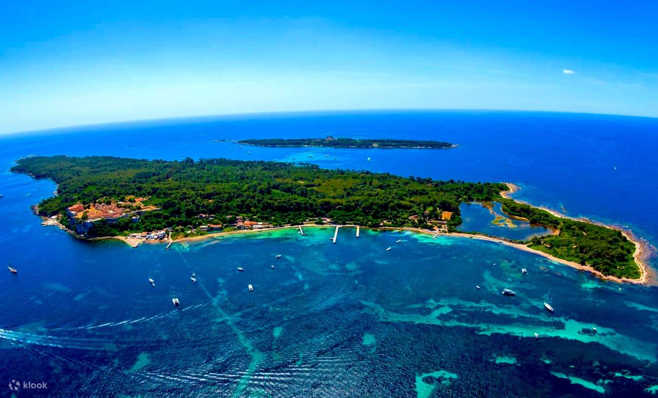 Excursión Privada en Barco Cannes - Isla Lérins y Calas Escondidas 4H