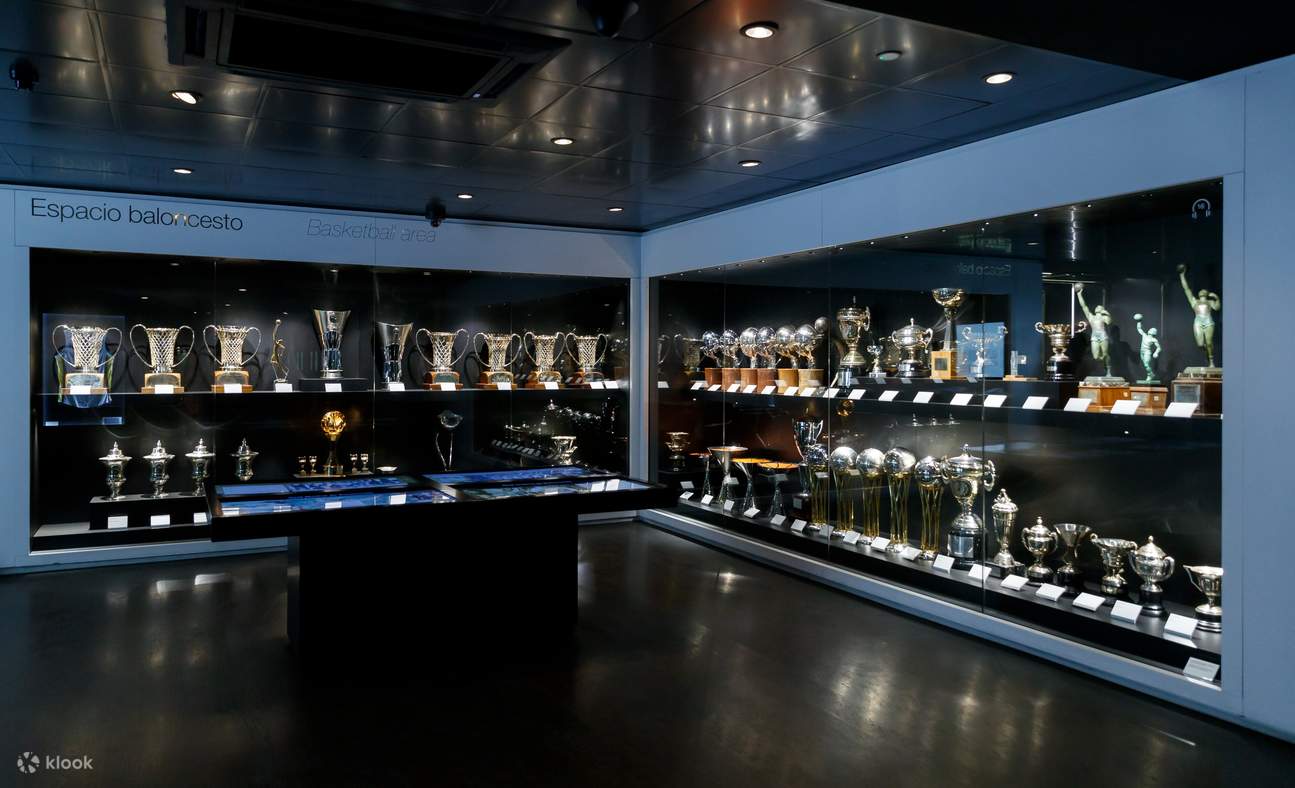 trophy display in bernabéu stadium