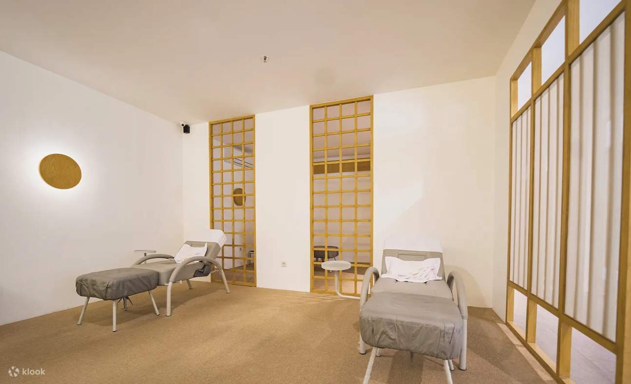 Meiso Reflexology ที่ ASHTA District 8 Senopati