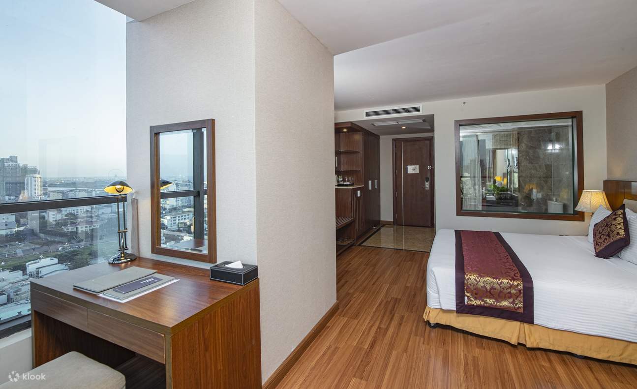 デラックスキングルーム