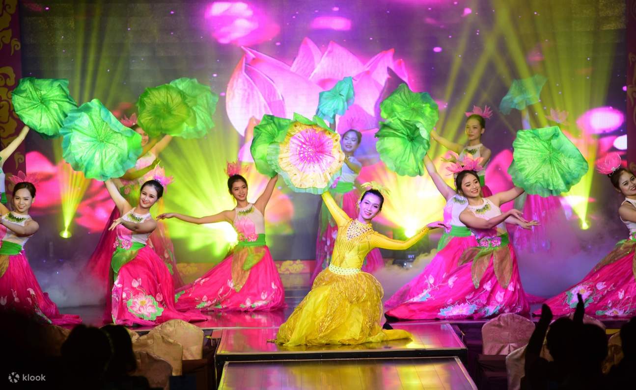 lotus dance Ao Dai Show in Hue