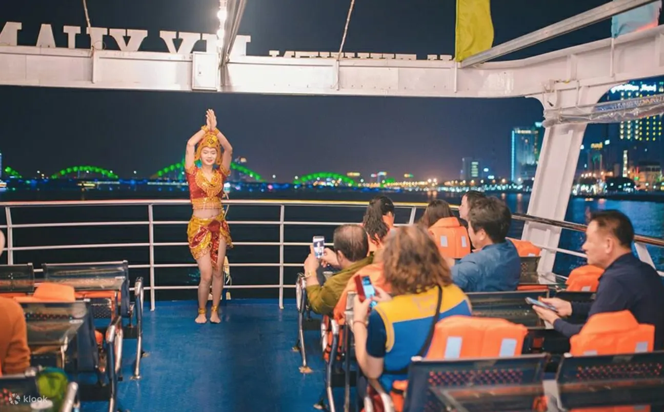 du thuyền sông hàn đà nẵng