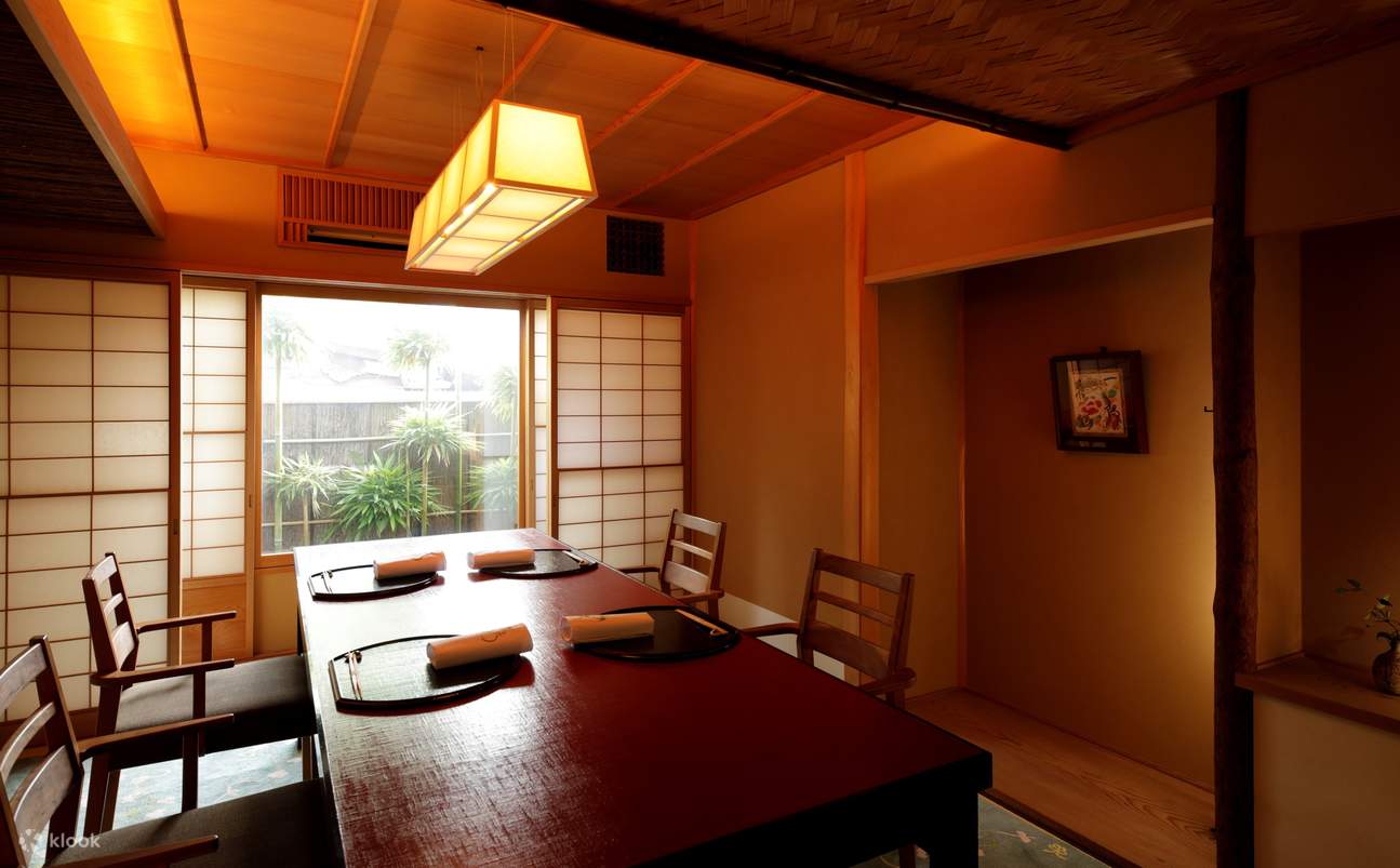 Satu Bintang Michelin - KINOBU di Kyoto