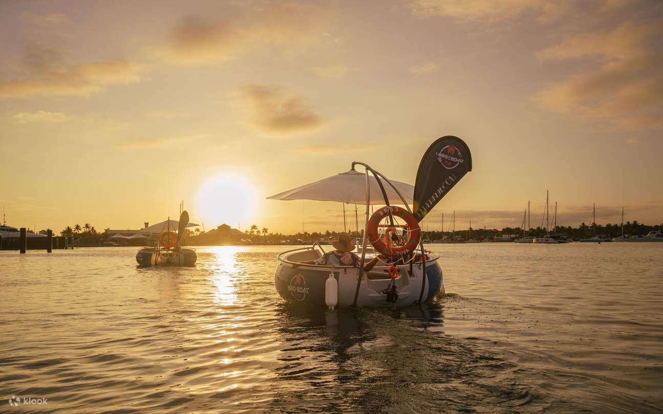 피지 데나라우 아일랜드 에코 전기 보트 바비큐 셀프 드라이브 크루즈