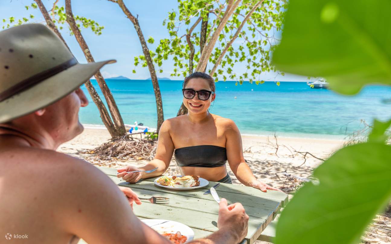 Tour Ngày Trọn Gói Du Thuyền Quanh Rặn San Hô Frankland