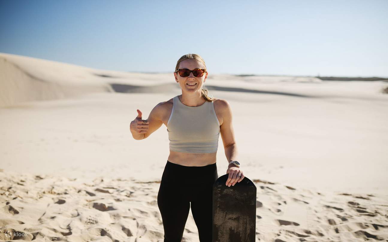 サンドボーディング体験（ポートスティーブンス）