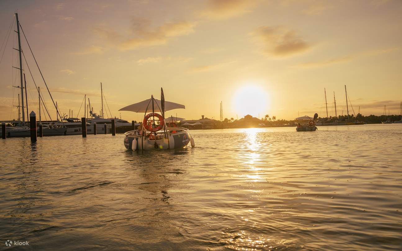 丹娜努島環保電動自駕BBQ遊船體驗（斐濟）