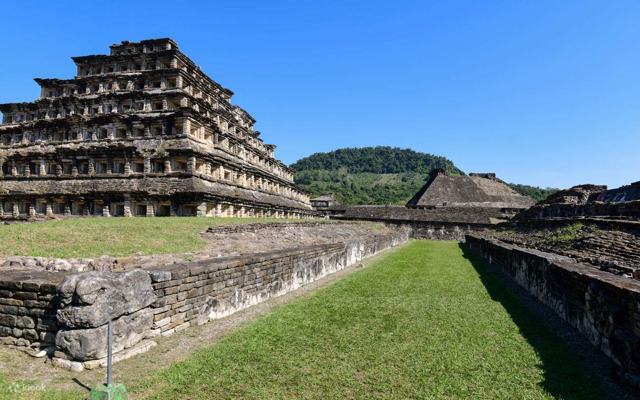 Vé Miễn-Xếp-Hàng Khu Khảo Cổ El Tajin