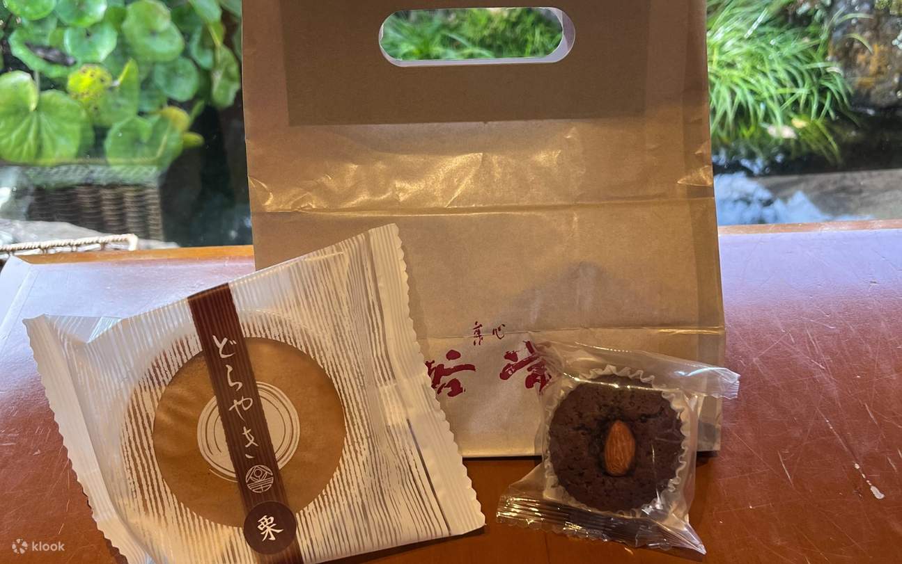 工厂参观 & 购物体验，在体验前后深入了解和果子的制作工艺，并挑选心仪的产品。