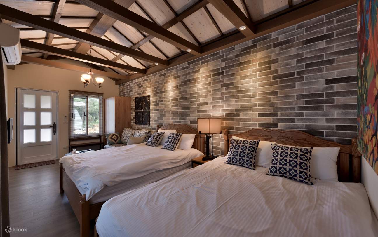 Внутри усадьбы Hi-Village в Blue Magpie Forest Vacation Manor