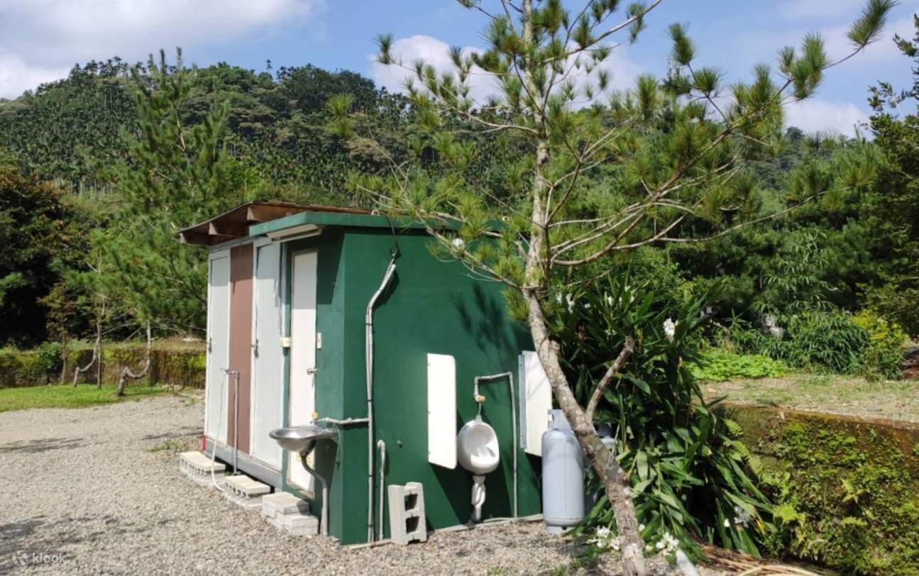 Fasilitas Kamar Mandi/WC Area Perkemahan Pondok Xipan