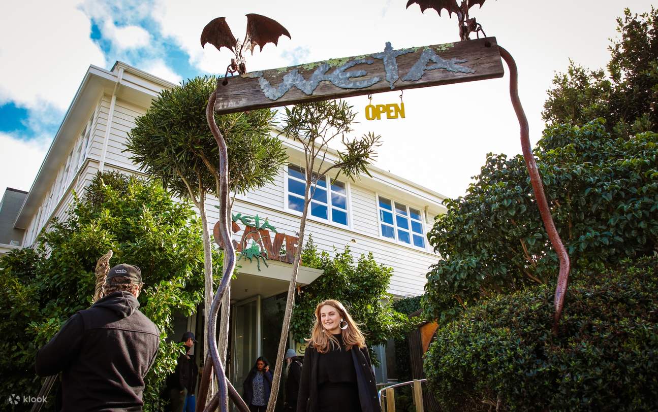 weta workshop guided tour