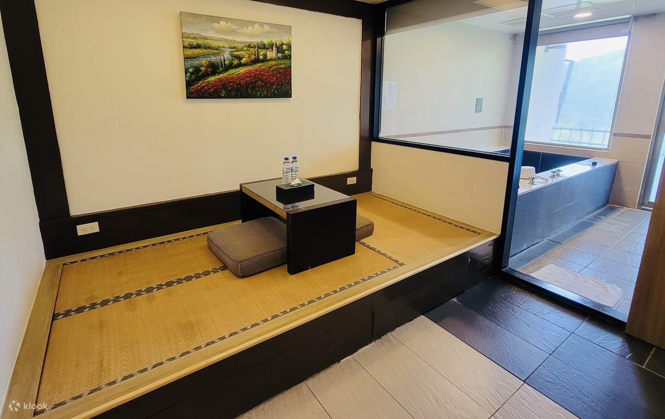 Baño termal de estilo japonés