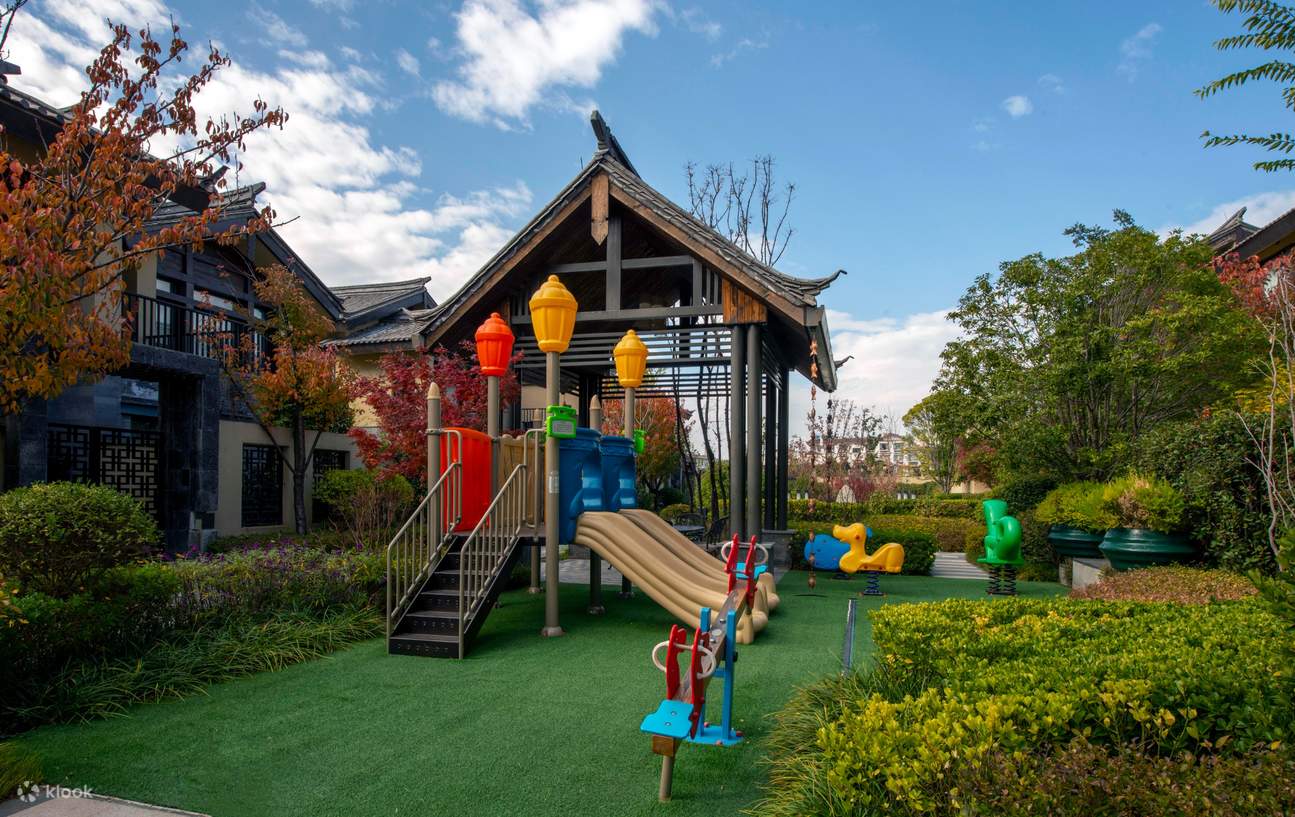 Lijiang Jinlin Howard Johnson Hotel (Shuhe Ancient Town Shop) Klook
